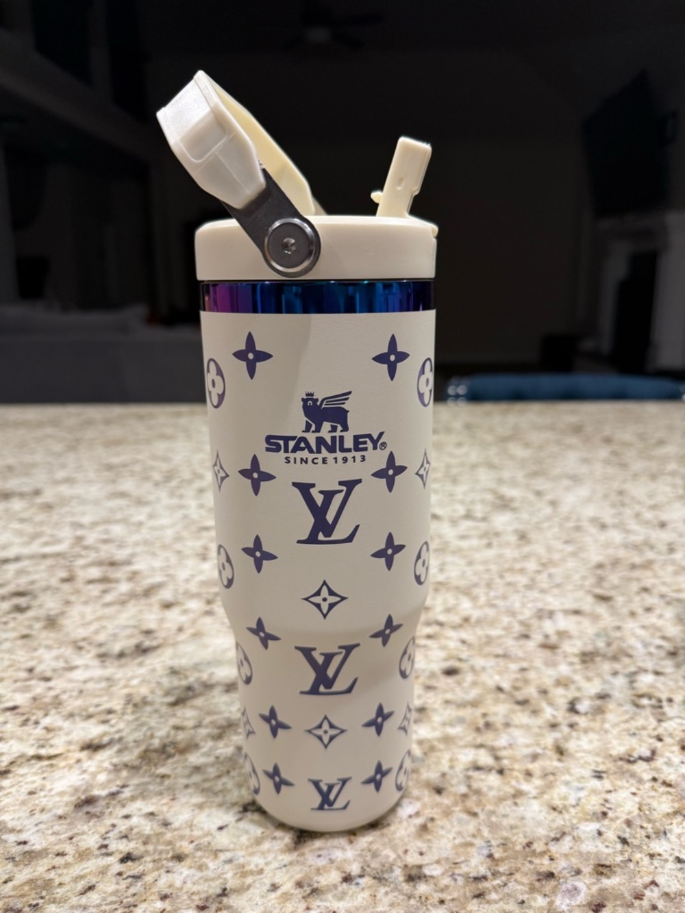 Stanley Tumbler White With Pattern Handle Lid Straw Insulated
